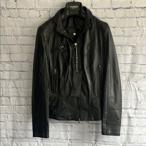 Italian Black Leather Zip Up Jacket Made by CURGÈ‎ size Woman LG or EU 46 NWT W6